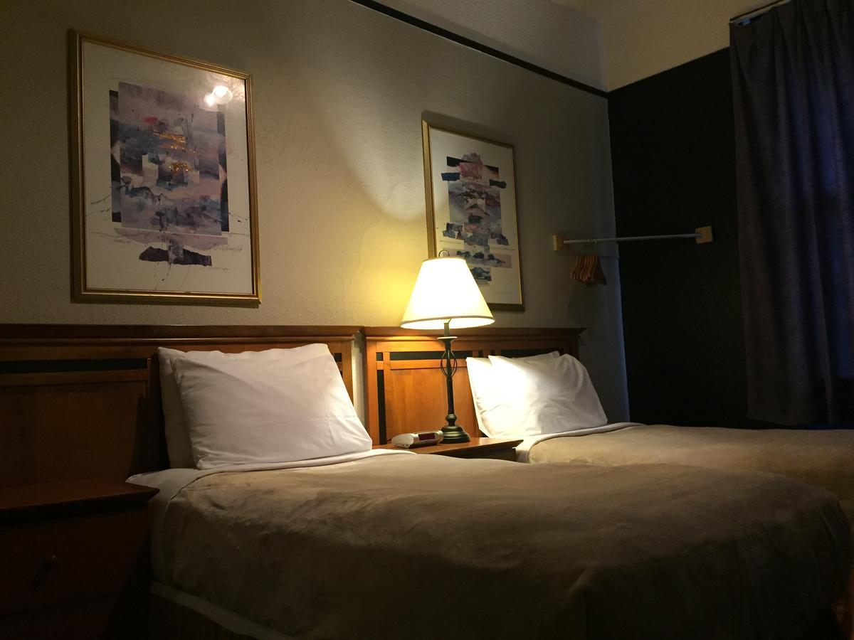Hotel Ambassador Vancouver Extérieur photo