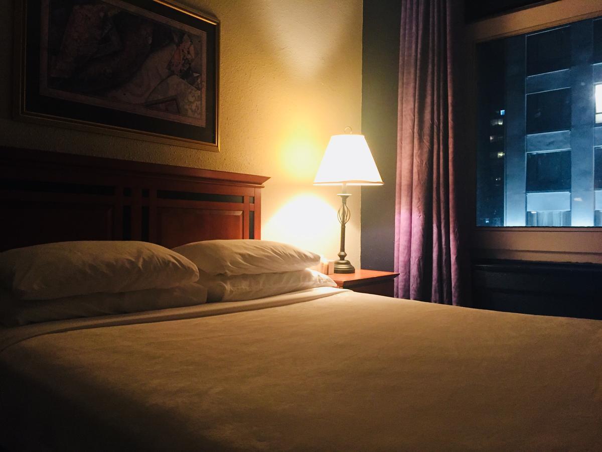 Hotel Ambassador Vancouver Extérieur photo