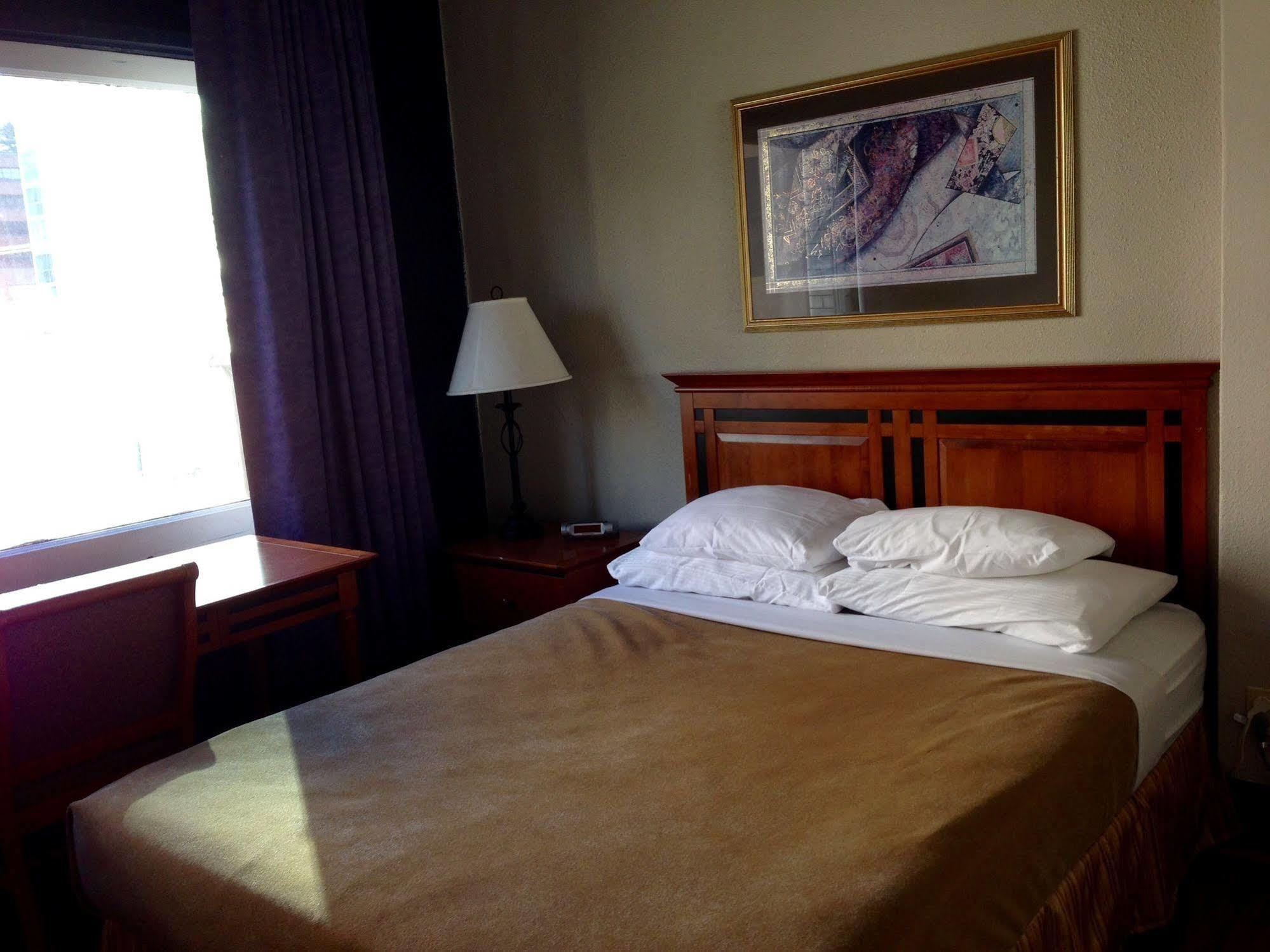 Hotel Ambassador Vancouver Extérieur photo