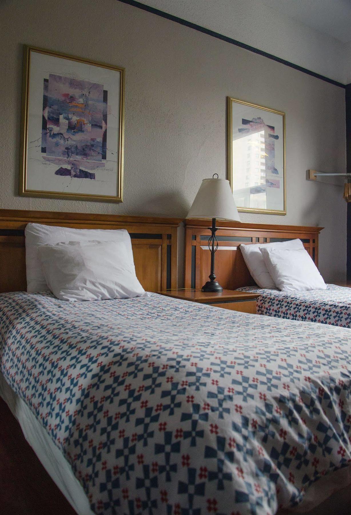 Hotel Ambassador Vancouver Extérieur photo